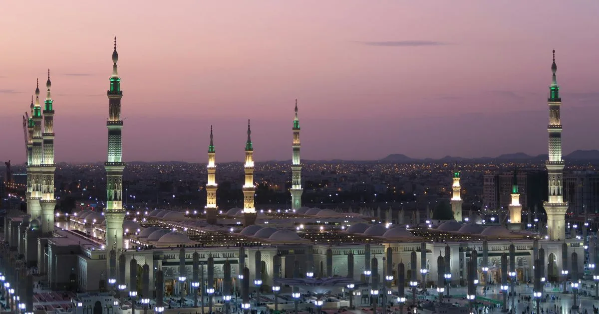 Best Time of Year to Perform Umrah from the UK